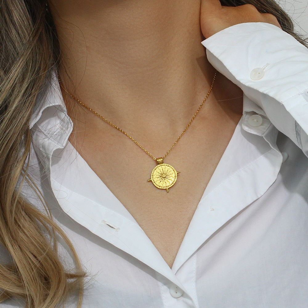Wholesale Stainless Steel Gold Vintage Sun Compass Pendant Necklace